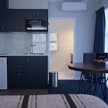 Hamilton Motel Екстер'єр фото
